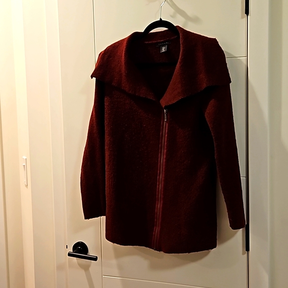 Tahari Jackets & Blazers - Tahari Burgundy coat